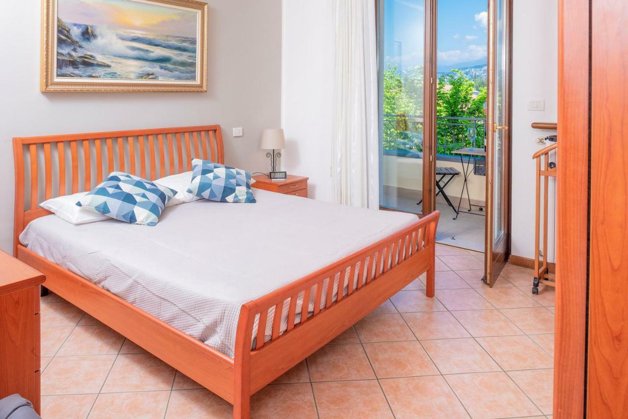 Appartamento Alice Pool Bardolino Ngoại thất bức ảnh