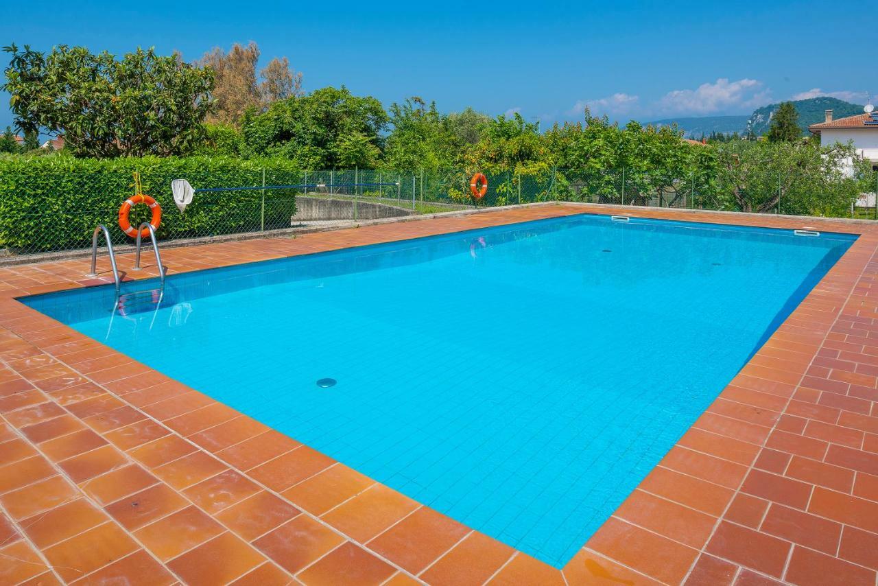Appartamento Alice Pool Bardolino Ngoại thất bức ảnh
